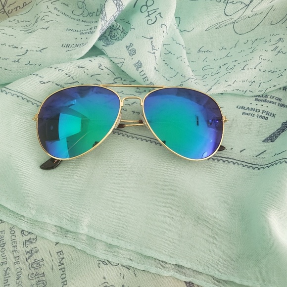 Green/blue lens navigator sunglasses - Picture 2 of 2
